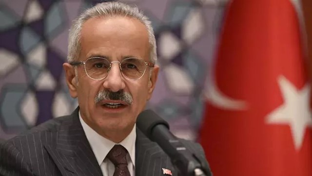 Ulaştırma ve Altyapı Bakanı Abdulkadir Uraloğlu: İstanbul’da ulaşımı yerin altına indirmemiz lazım