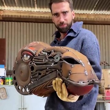 Des sculptures réalistes à partir de métaux recyclés : l'art éblouissant de Jordan Spriggs !