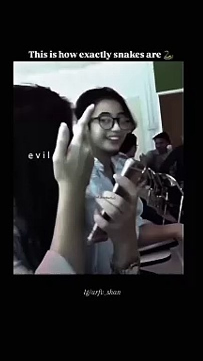 #snakesinclassfellows #snakes #snakesinclass #snake #snakepeople #snakevideo #snakerescue #snakebite #snakeheadhunting #peopleareawesome #peoples #people #peopleandblogs #peopleintentions #englishwitharcomrade