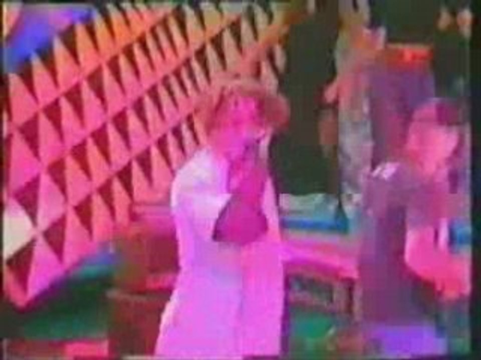 RATM - Killing In The Name (LIve TV)