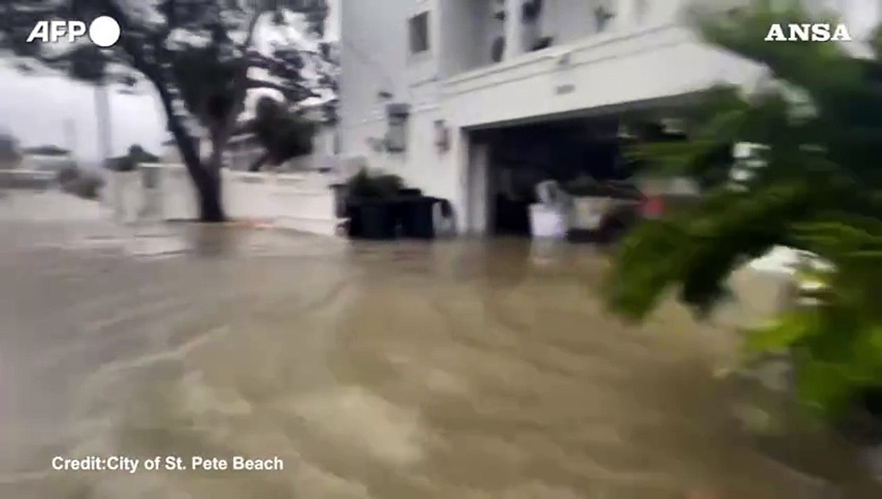 Helene sulla Florida, l'uragano diventa tempest...