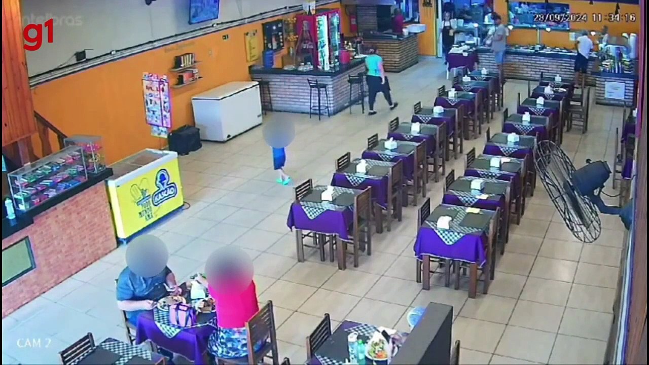 Criança de dois anos morre atropelada após sair correndo de restaurante no litoral de SP