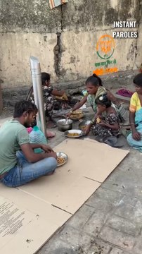 Cette famille accueille un inconnu dans son repas puis reçoit un geste précieux