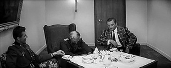 Щит и меч ( 4 серия Последний рубеж ).