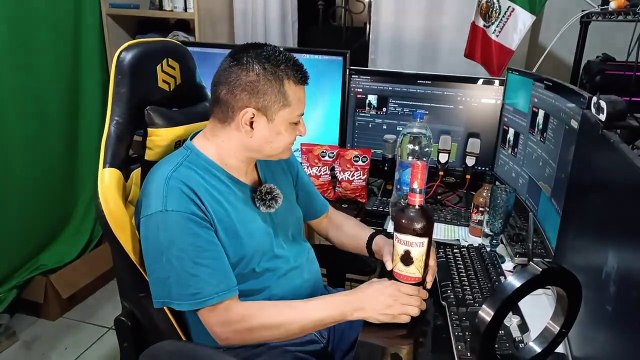 Abriendo una #Botella de #Brandy #Presidente Para #Celebrar #Fiesta de 1000 nuevos suscriptores