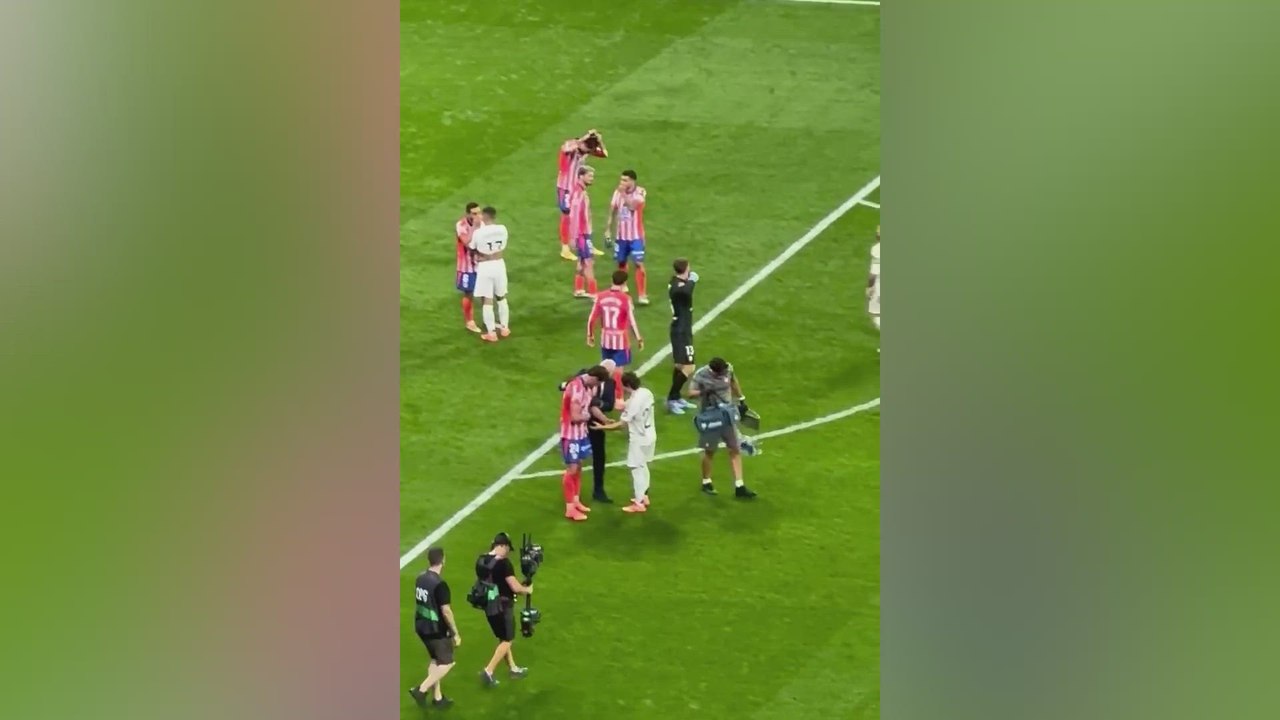 La secuencia de los jugadores del Atleti tras el pitido final que está dando que hablar