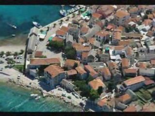 klapa MASLINA-ko će naše smokve brati..