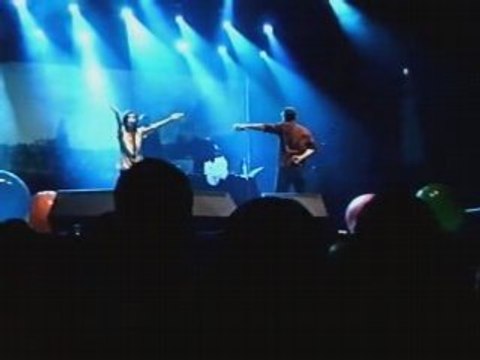 concierto de facto delafe y las flores azules