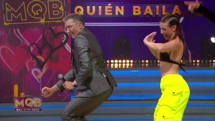 Edgar Silva y Mauricio Astorga bailando