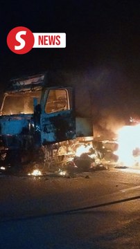 Three killed, five hurt in seven-vehicle crash on KL-Karak expressway