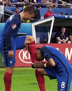 Equipe de France : Le footballeur Antoine Griezmann annonce prendre sa retraite internationale: Je clos ce chapitre de ma vie