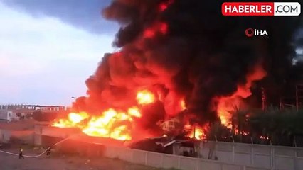 Yemen'de Hudeyde Limanı'na Yapılan Hava Saldırısının Ardında İsrail İddiası