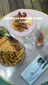 Nouvelle adresse pour bruncher à Nice Le Flowers et sa jolie terrasse fleurie ont récemment ouvert dans le centre de Nice L’endroit parfait pour déjeuner ou bruncher dans un cadre agréable et coloré ✨ Coup de cœur pour le croque à la truffe