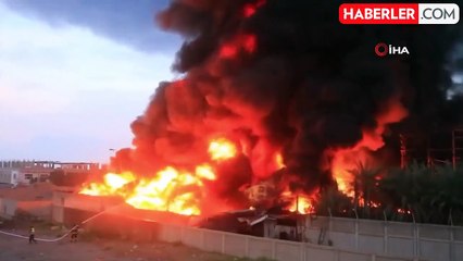 Yemen'de Hudeyde Limanı'na Yapılan Hava Saldırısının Ardında İsrail İddiası