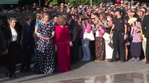 La reacción de la reina Sofía a los gritos atronadores con los que la recibieron en la boda de Teodora de Grecia