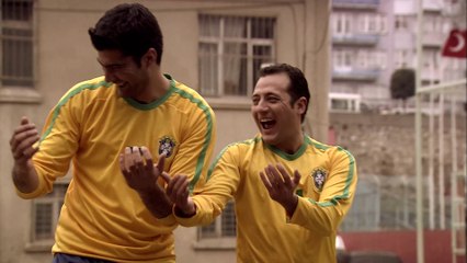 Ömer, Ali ve Cengiz Maça Çıkıyor! - Ezel