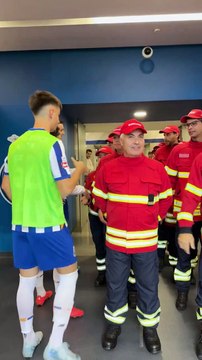 FC Porto mostra bastidores da homenagem aos bombeiros no Dragão