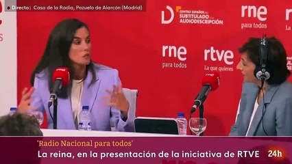 Download Video: La reina doña Letizia vuelve a los micrófonos de Radio Nacional