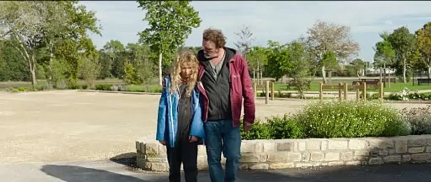 La Vallée des fous Bande-annonce VF