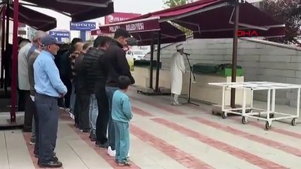 Halı çırpma kavgasında 1 ölü; 'araya girdiği için bıçaklandı'