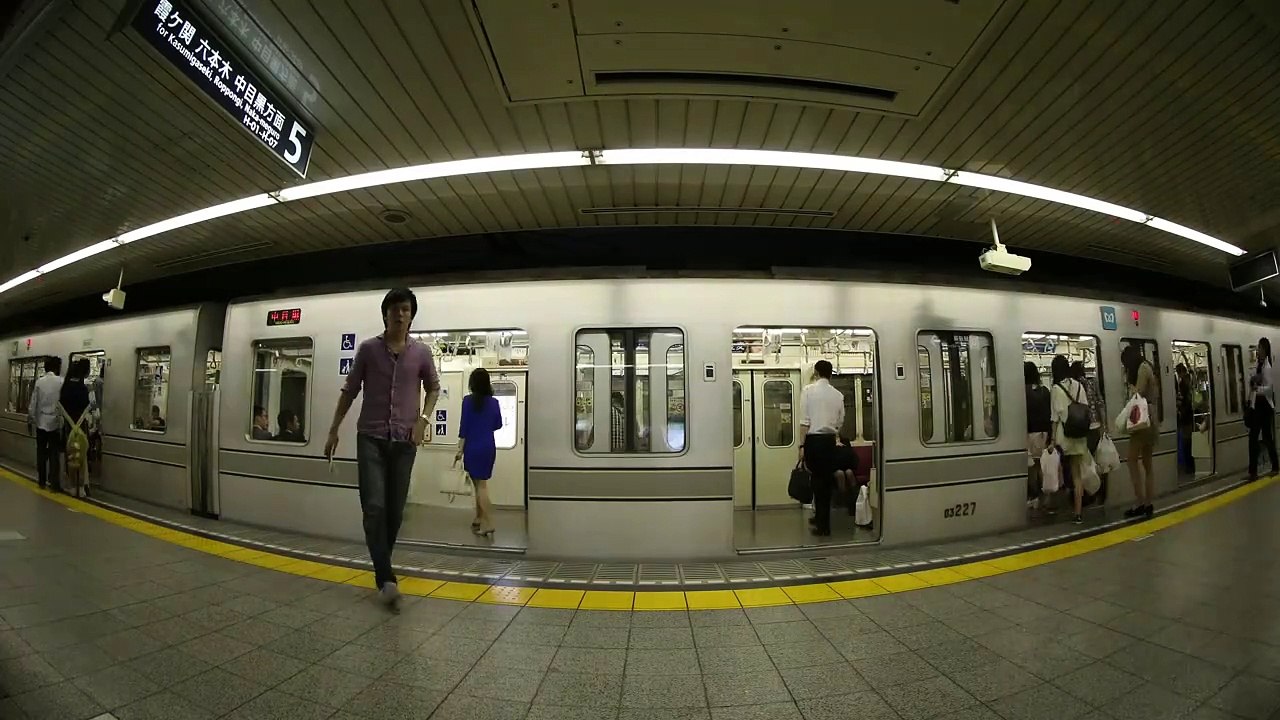 fisheye-lens-shot-of-the-subway-arriving-4449-hd-ready
