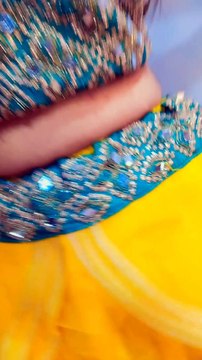 कमीने का मुजरा #Sonurajbhar #kamine_ka_mujara #kamine #videos #comedy #funnyvideos #viralpost2024 #trendingvideo #newsong #bhojpuri #Sonurajbhar #firangibudhwa #firangicomedy #shortreelsviral #viralvideoree