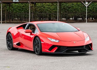 £450,000 Supercars Stolen from Norfolk Airfield: Lamborghini & Porsche Missing 🚗