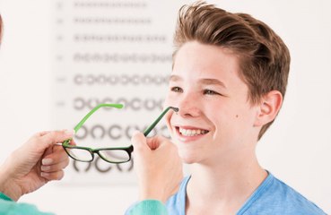 One in three children left short-sighted due to Covid and screen time