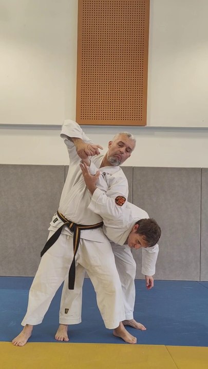 Waki Gatame style Nihon Tai Jitsu