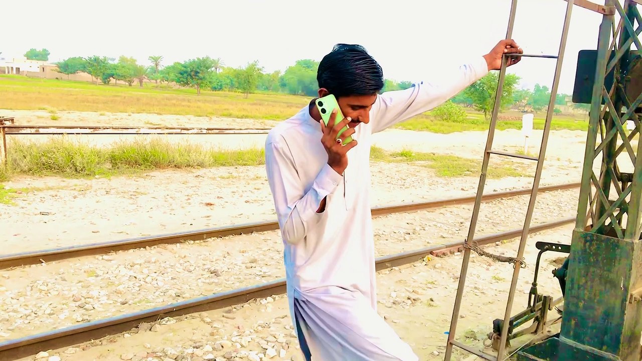 لڑکے نے لڑکی بن کر کیا لڑکے کو پاگل