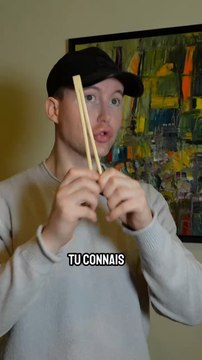 L’astuce pour manger avec des baguettes chinoises facilement Le livre est dispo en précommande Le LlEN est dans ma Bl0 ️ -PUBLlClTE