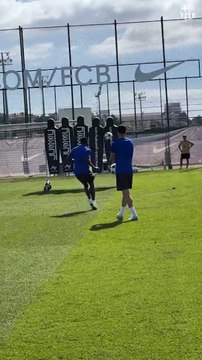 Ansu Fati desborda calidad en el entrenamiento de Champions del Barça