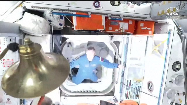 La misión de SpaceX que regresará a astronautas varados se acopla a la EEI