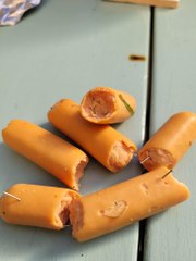 Qui jette des Knackis avec des clous dedans dans le jardin de ce couple de Dordogne ?