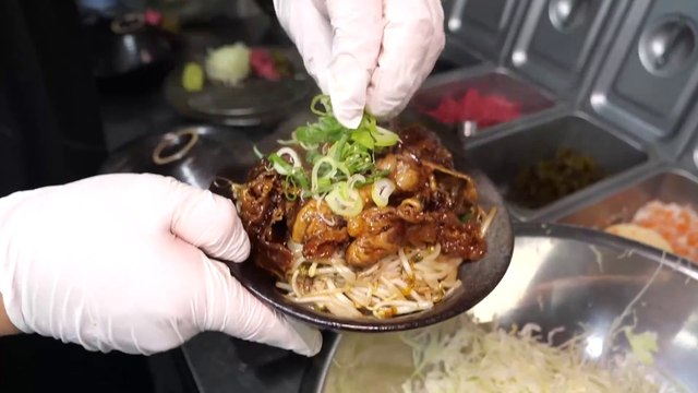 Selling 10 Tons of Beef Per Month!! Best Japanese-style Beef Cutlet - Japanese Food