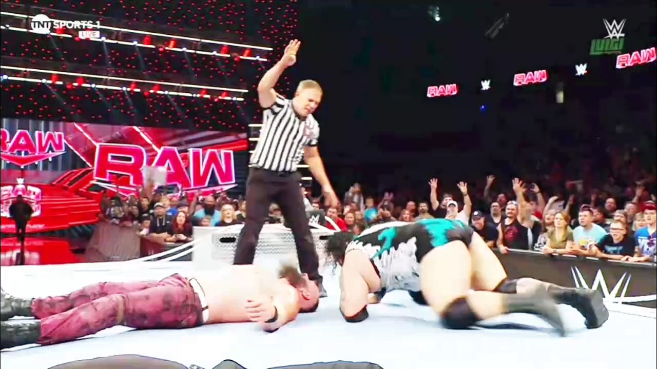 Last Man Standing Match Bronson Reed vs Braun Strowman Monday Night Raw highlights today Last