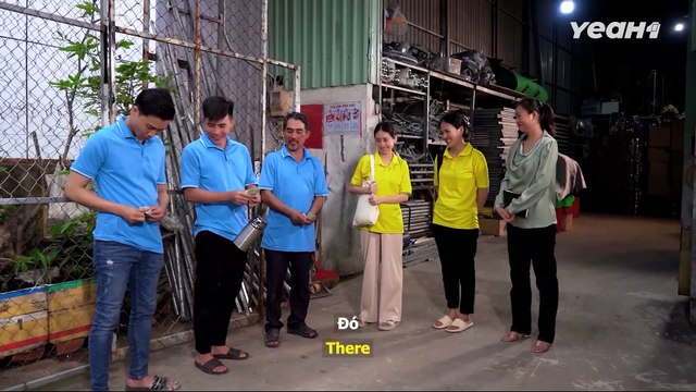 Sếp Cũ Hết Thời Bị Nhân Viên Cũ Khinh Thường Ra Mặt Ngay Tại Quán Nước Và Cái Kết Khổ Qua