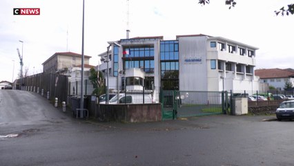 CRA : quatre étrangers remis en liberté