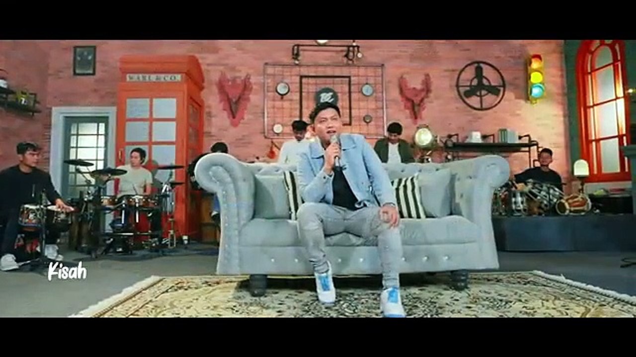 DENNY CAKNAN - SEKTI (OFFICIAL LIVE MUSIC VIDEO) | DC MUSIK