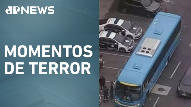 Criminosos sequestram ônibus e assaltam passageiros no RJ