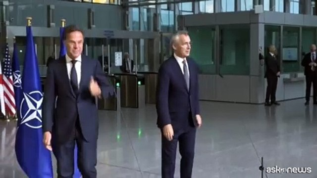 Rutte nuovo leader della Nato, passaggio di consegne con Stoltenberg