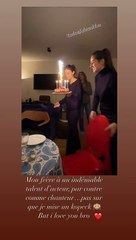 Alain-Fabien Delon chante pour l'anniversaire de son grand frère Anthony
