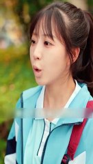 Cô Ấy Tỏa Sáng Sau Khi Tái Sinh