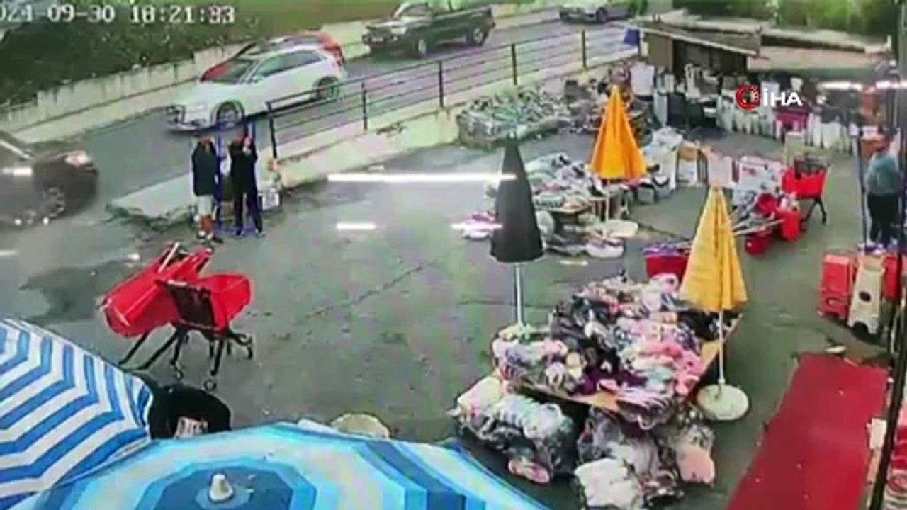 Başakşehir’de polisten kaçan şahıslar aracıyla bir iş yerine girdi