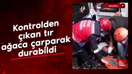 Sakarya'da kontrolden çıkan tır kaza yaptı