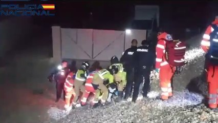 Rescate del hombre arrollado por un tren en Ávila