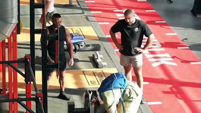 FAKE WEIGHTS in gym PRANK... _ ANATOLY pretended to be a Beginner #dailymotion #prank