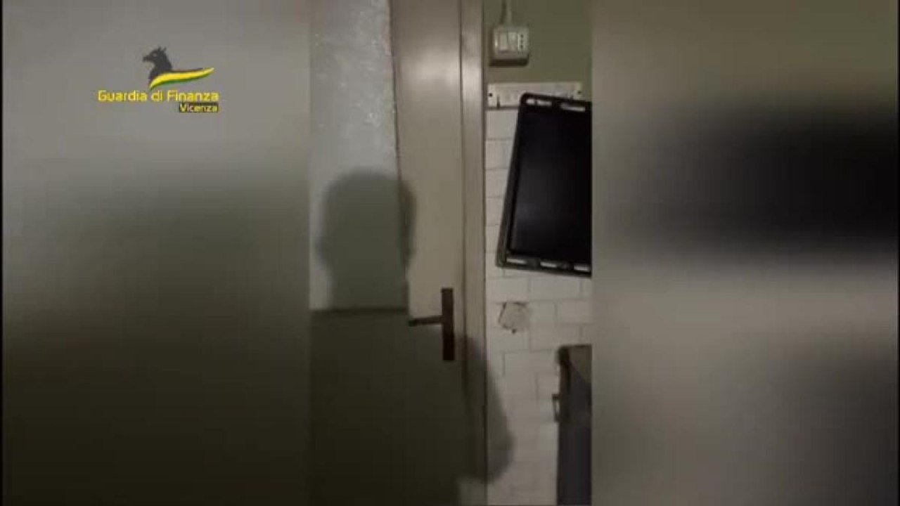 Marijuana, viaggio nella «fabbrica» in cui sono stati sequestrati 90 chili di stupefacente