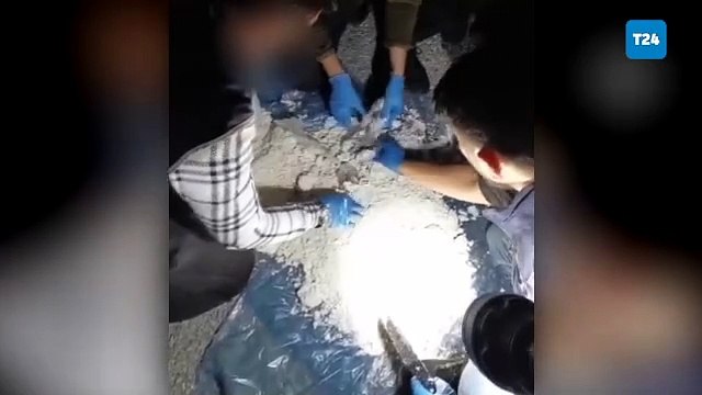 Bitlis'te 900 altın sikke ele geçirildi