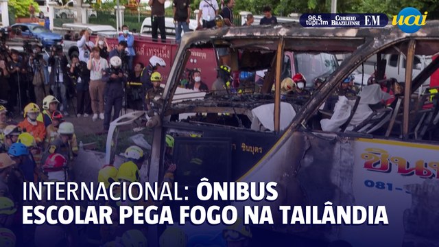 Ônibus escolar pega fogo com crianças e professores e deixa mortos na Tailândia